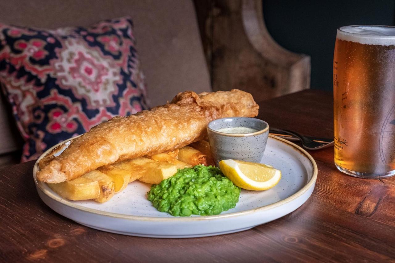The Globe Inn Wells-next-the-Sea Ngoại thất bức ảnh